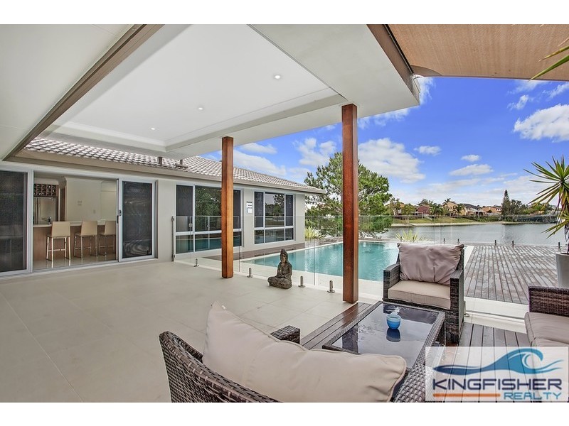 166 Burleigh Street, Burleigh Waters QLD 4220