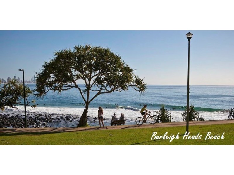 166 Burleigh Street, Burleigh Waters QLD 4220