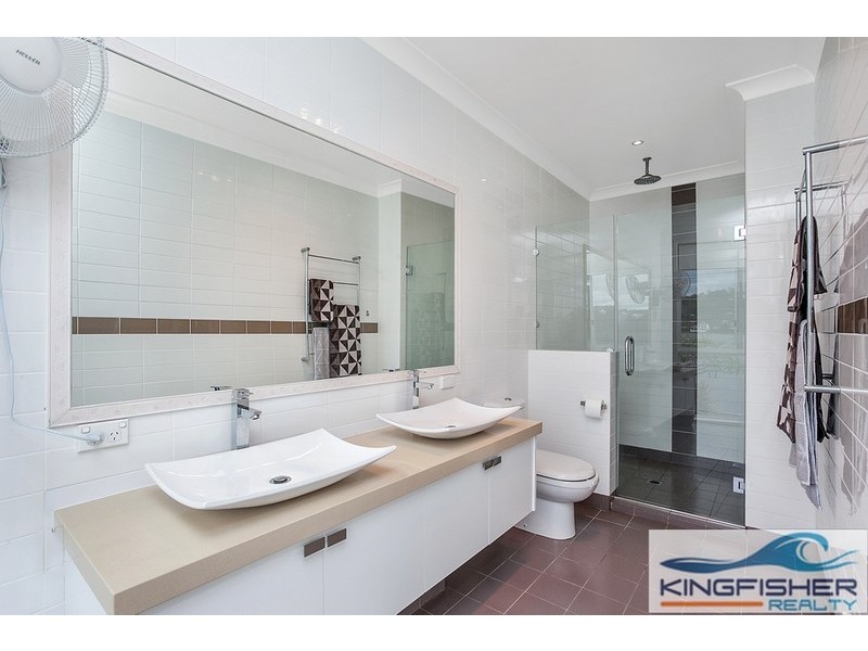 20 Jabiru Avenue, Burleigh Waters QLD 4220