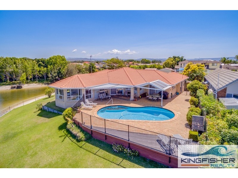 106 Dunlin Drive, Burleigh Waters QLD 4220