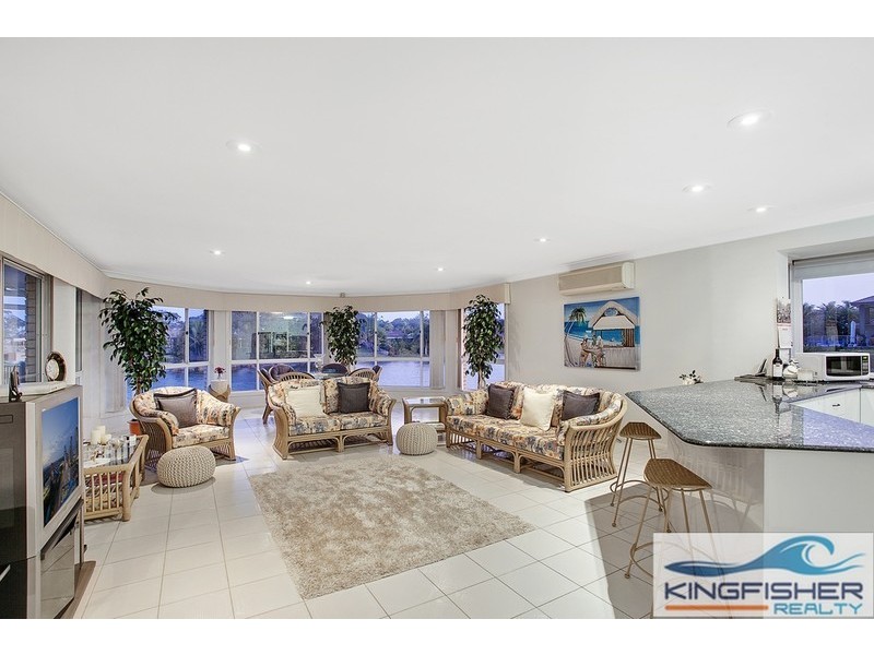 106 Dunlin Drive, Burleigh Waters QLD 4220