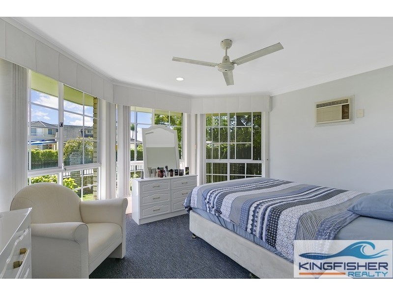 106 Dunlin Drive, Burleigh Waters QLD 4220