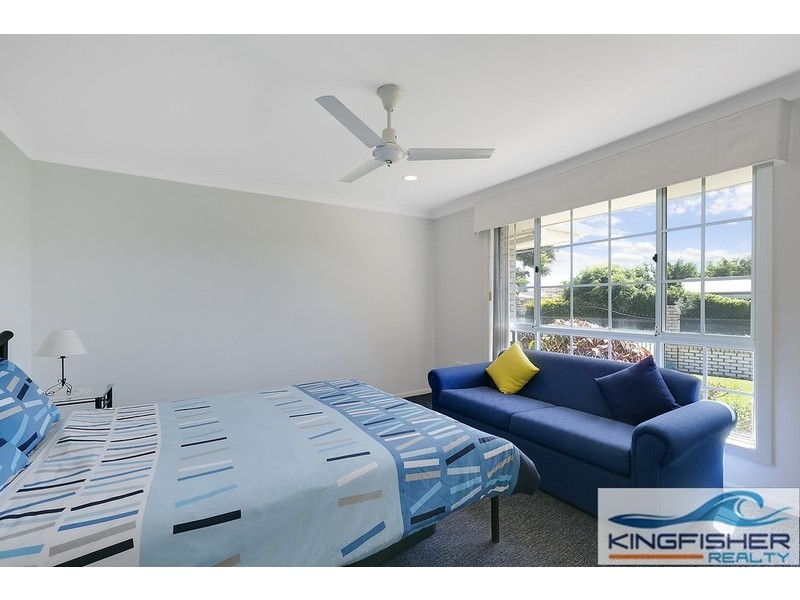 106 Dunlin Drive, Burleigh Waters QLD 4220