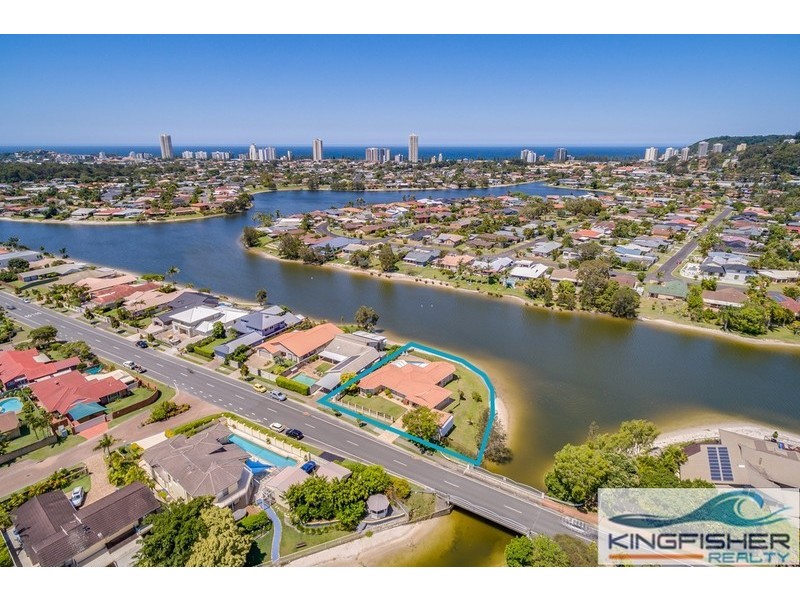 106 Dunlin Drive, Burleigh Waters QLD 4220