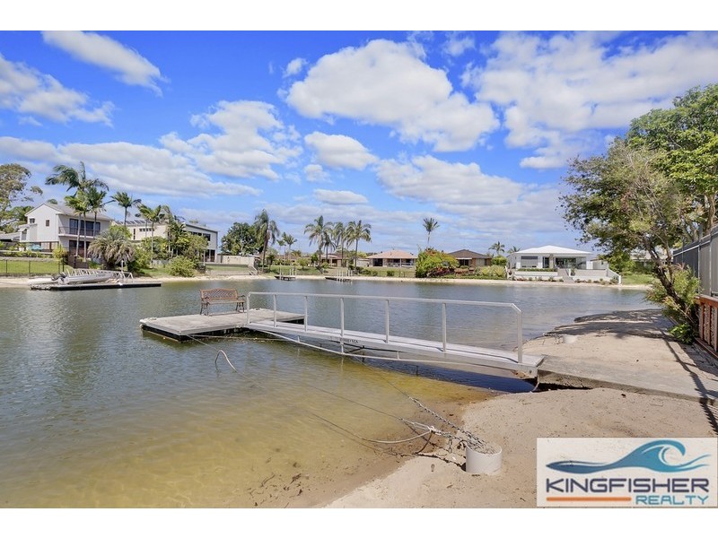 4 Bal Harbour, Broadbeach Waters QLD 4218