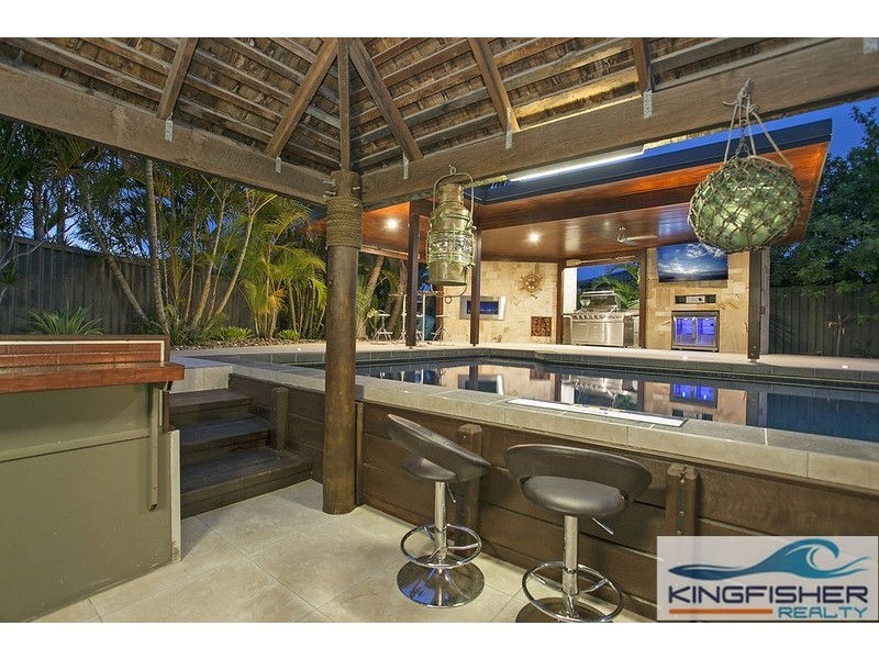 3 Fantail Court, Burleigh Waters QLD 4220