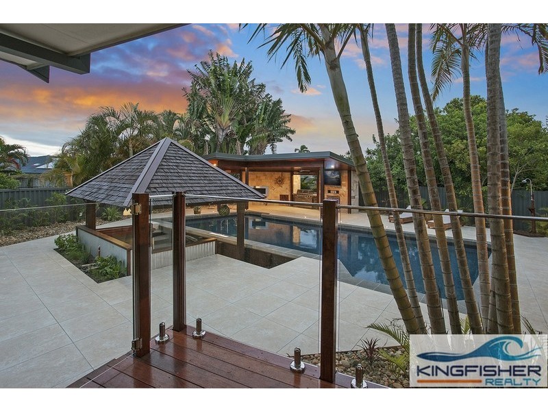 3 Fantail Court, Burleigh Waters QLD 4220