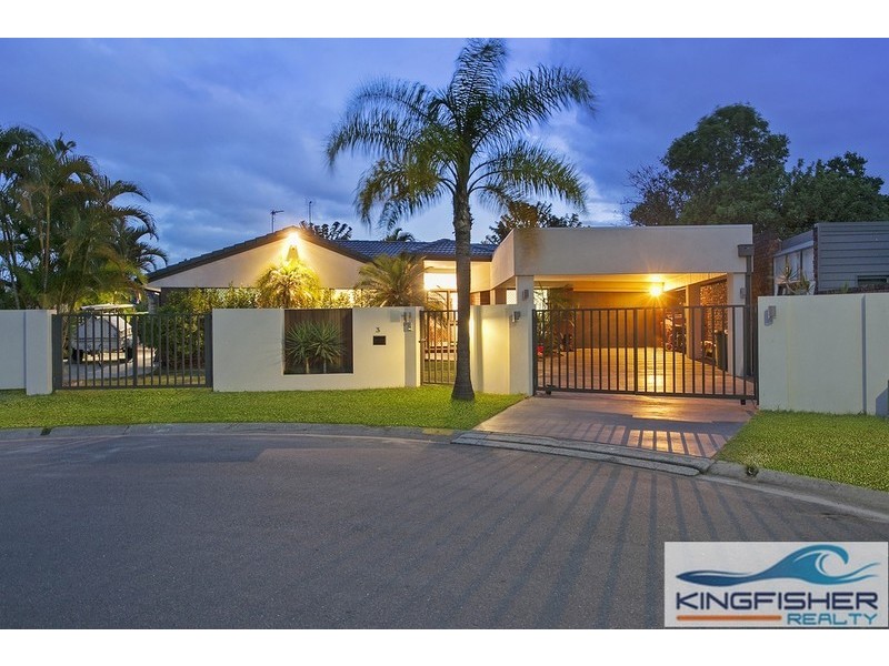 3 Fantail Court, Burleigh Waters QLD 4220