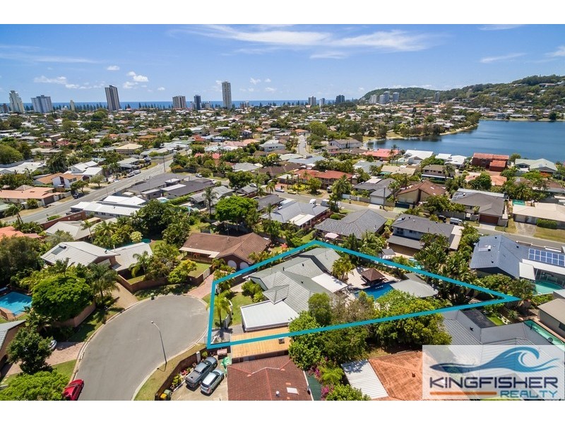 3 Fantail Court, Burleigh Waters QLD 4220