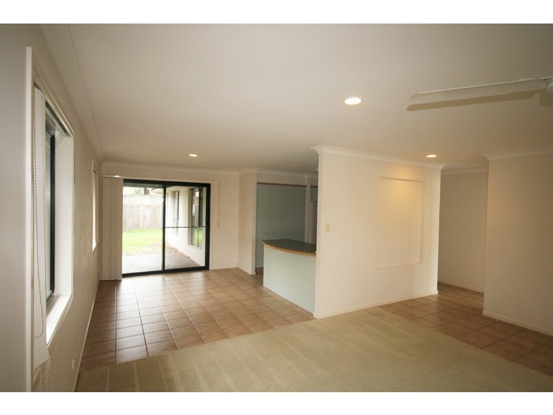 23 Seville Circuit, Burleigh Waters QLD 4220