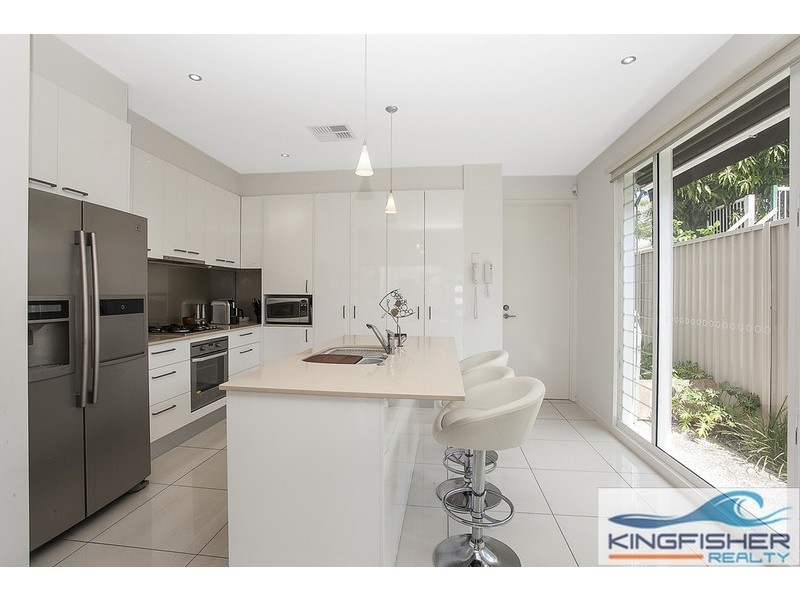 1/4 Cedar Court, Burleigh Heads QLD 4220