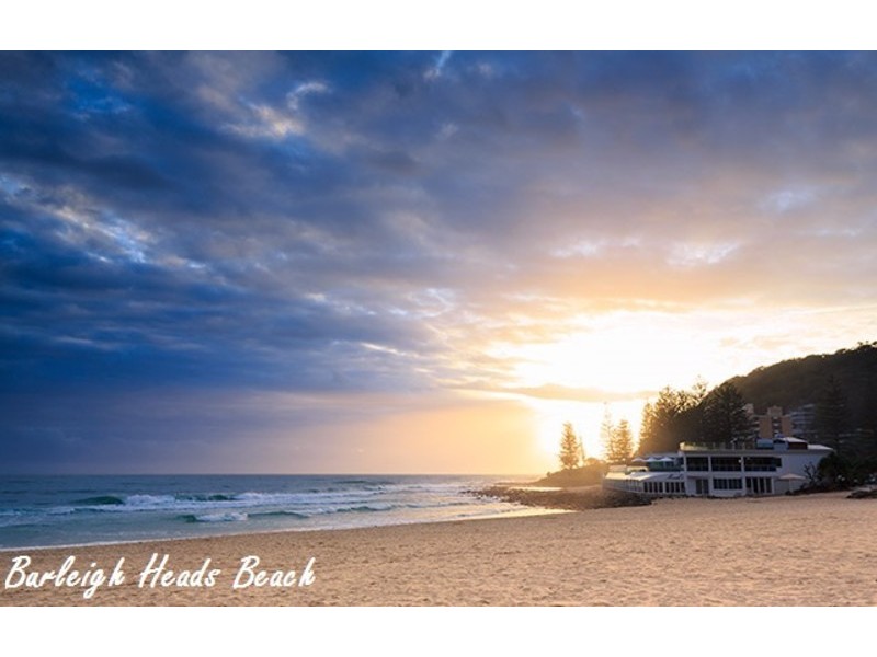 1/4 Cedar Court, Burleigh Heads QLD 4220
