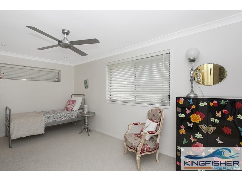 16 Kestrel Drive, Burleigh Waters QLD 4220