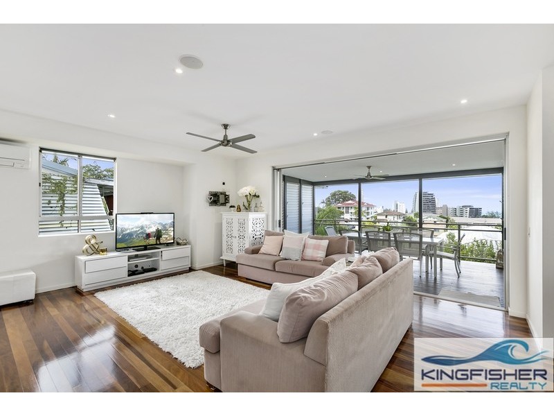 9 Hill Avenue, Burleigh Heads QLD 4220