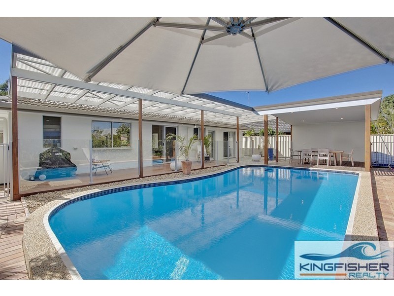 18 Bittern Avenue, Burleigh Waters QLD 4220