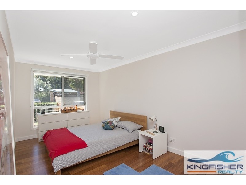 18 Bittern Avenue, Burleigh Waters QLD 4220