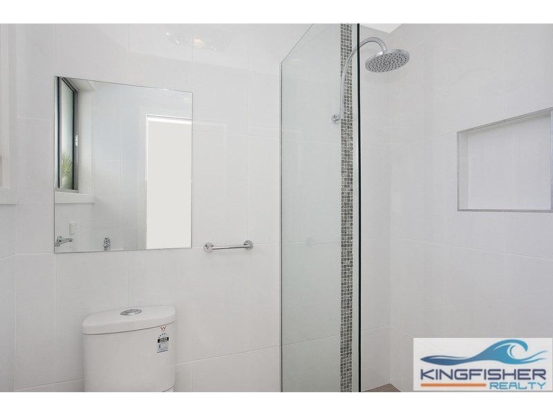 18 Bittern Avenue, Burleigh Waters QLD 4220