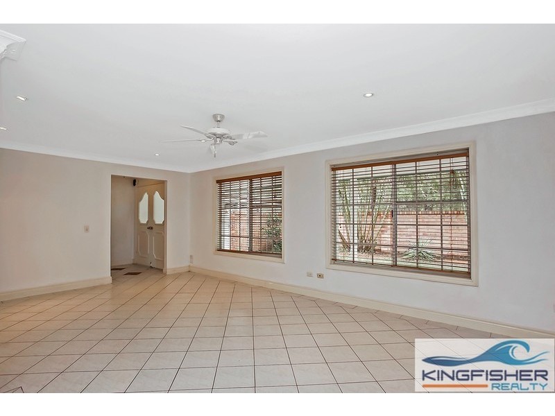 37 Lutana Avenue, Miami QLD 4220