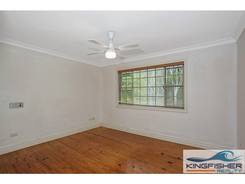 37 Lutana Avenue, Miami QLD 4220