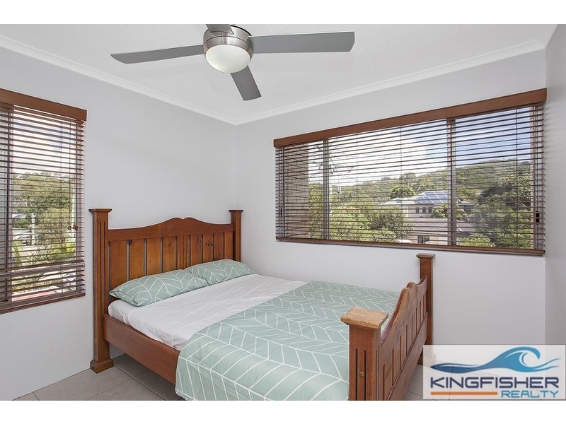 8/18 Ikkina Road, Burleigh Heads QLD 4220