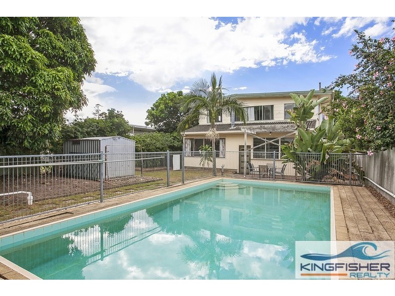 16 Diana Avenue, Burleigh Heads QLD 4220