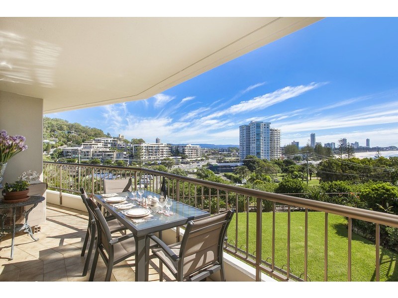 4/45 Hayle Street, Burleigh Heads QLD 4220