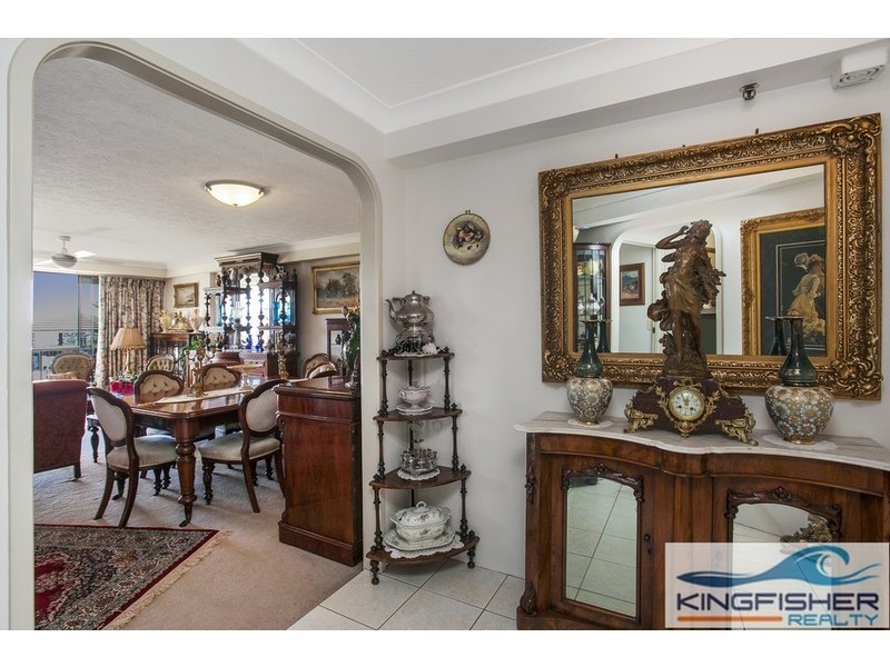 4/45 Hayle Street, Burleigh Heads QLD 4220