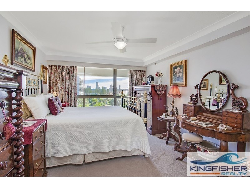 4/45 Hayle Street, Burleigh Heads QLD 4220