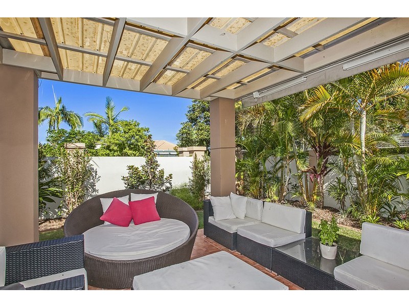 6/27-33 Beachcomber Court, Burleigh Waters QLD 4220