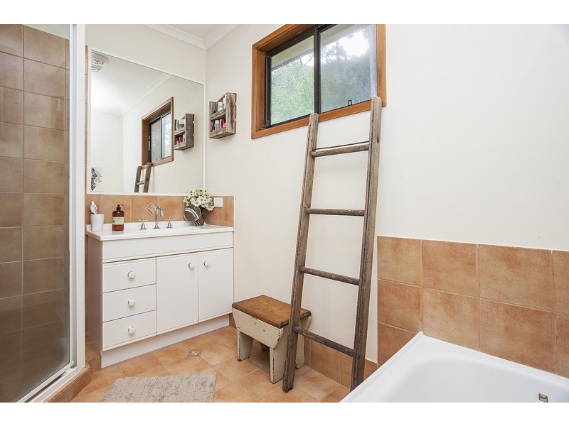 17 Burleigh Glen Court, Burleigh Heads QLD 4220