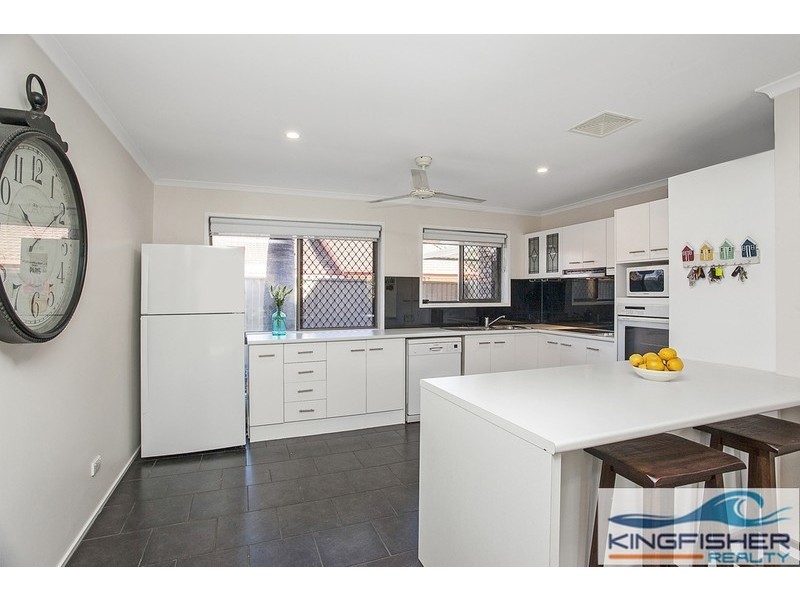 1/10 Peacock Place, Burleigh Waters QLD 4220