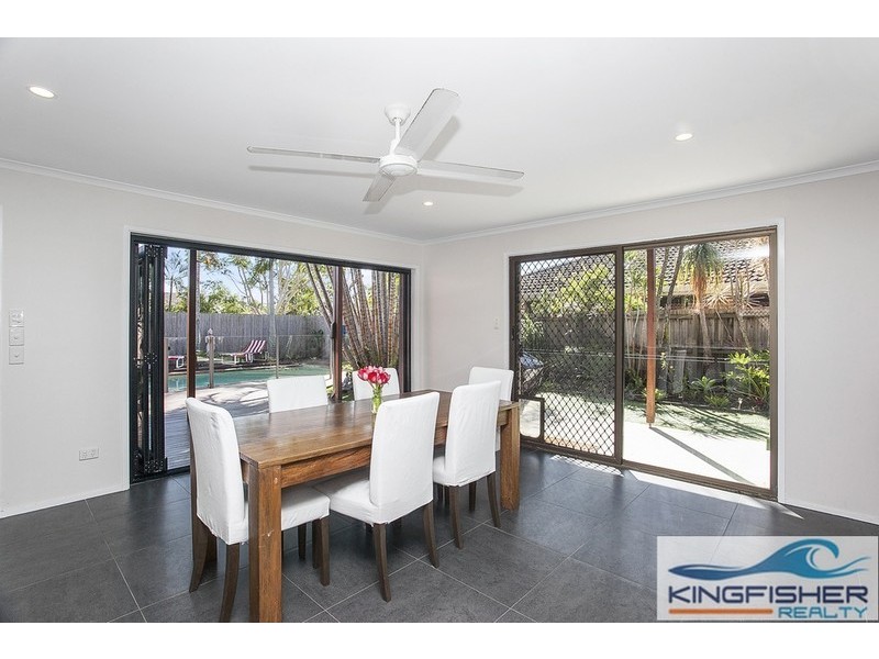 1/10 Peacock Place, Burleigh Waters QLD 4220