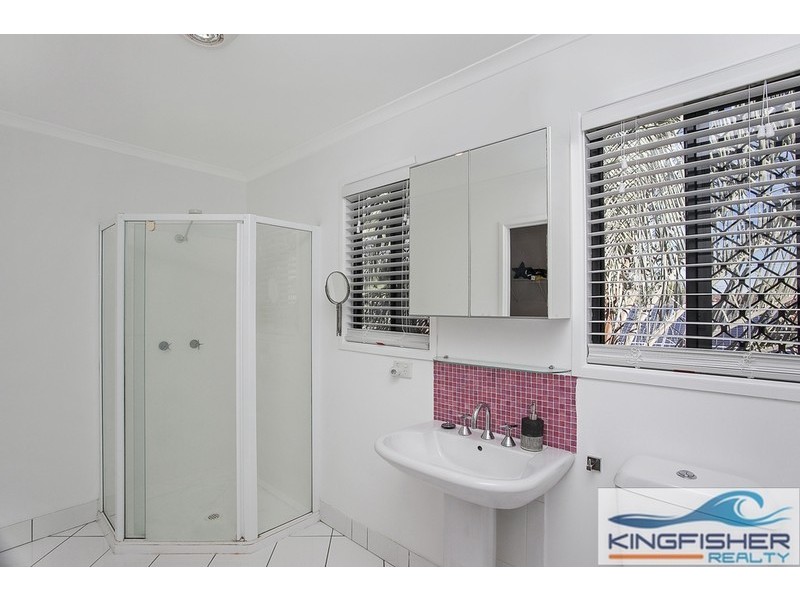 1/10 Peacock Place, Burleigh Waters QLD 4220