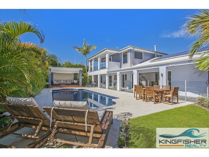9 Seahawk Crescent, Burleigh Waters QLD 4220