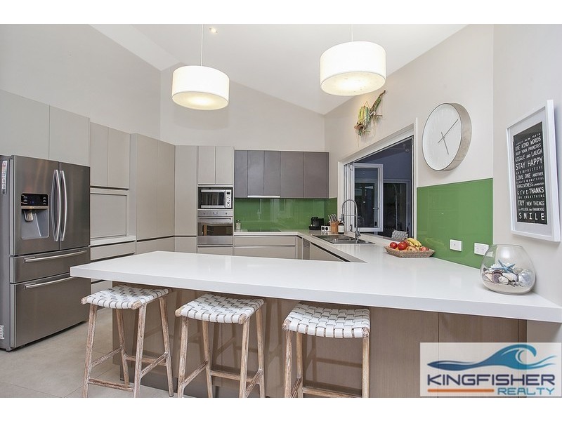 9 Seahawk Crescent, Burleigh Waters QLD 4220