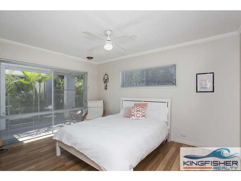 9 Seahawk Crescent, Burleigh Waters QLD 4220