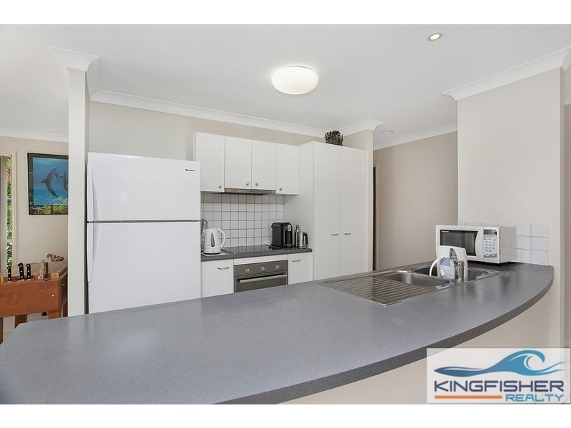 77 Harrier Drive, Burleigh Waters QLD 4220