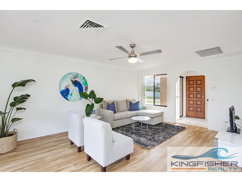 45 Kingfisher Crescent, Burleigh Waters QLD 4220