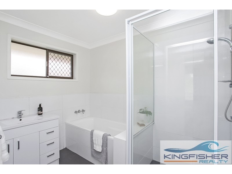 45 Kingfisher Crescent, Burleigh Waters QLD 4220