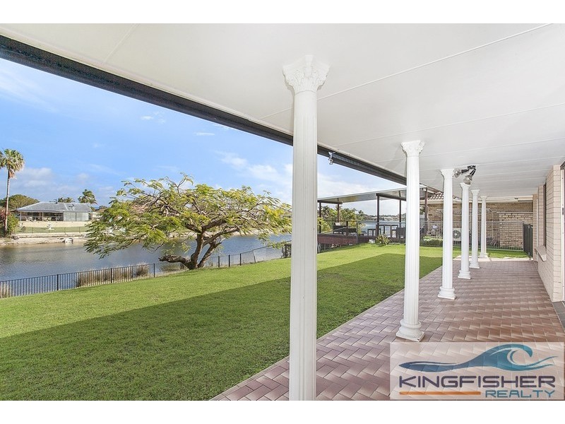 45 Kingfisher Crescent, Burleigh Waters QLD 4220