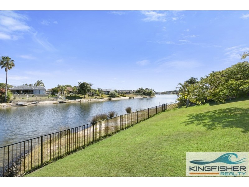 45 Kingfisher Crescent, Burleigh Waters QLD 4220