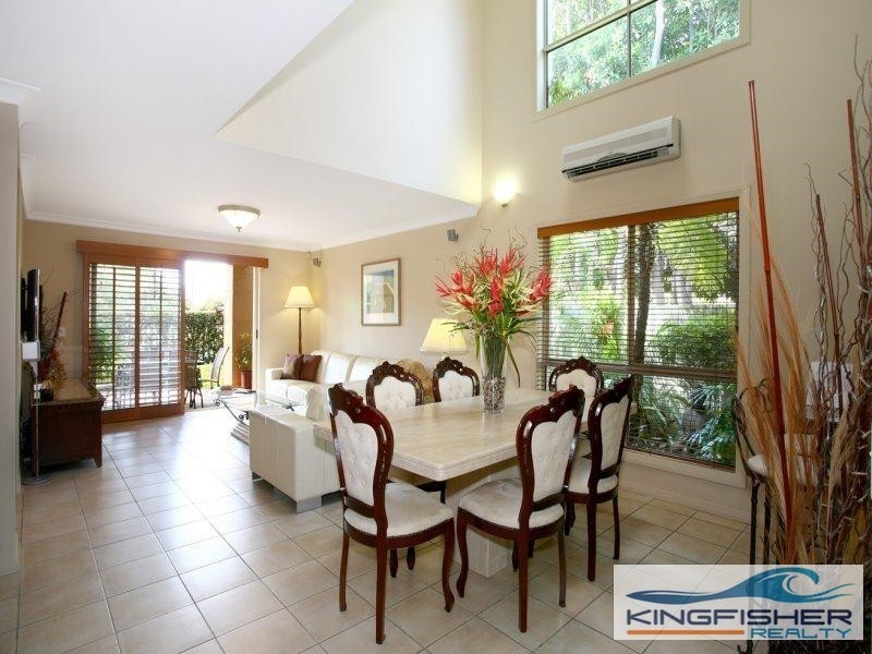 2/24-26 Brighton Parade, Southport QLD 4215