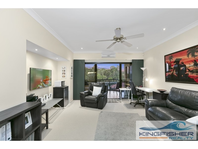 118 Dunlin Drive, Burleigh Waters QLD 4220