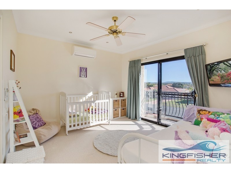 118 Dunlin Drive, Burleigh Waters QLD 4220