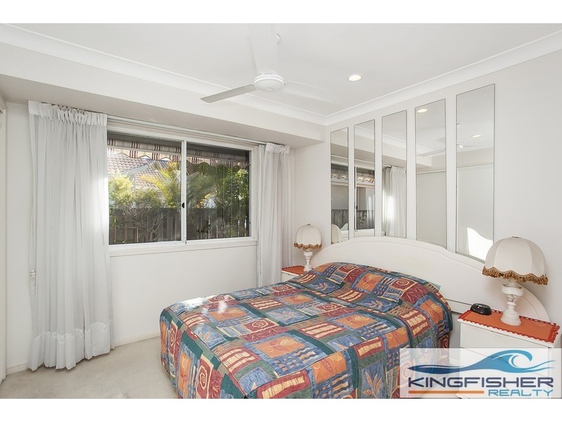 49 Wedgebill Parade, Burleigh Waters QLD 4220