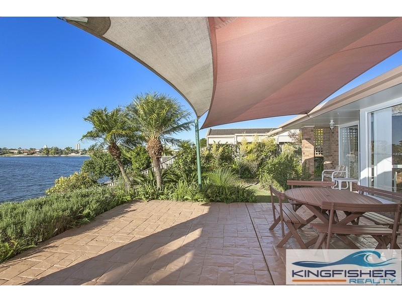 49 Wedgebill Parade, Burleigh Waters QLD 4220