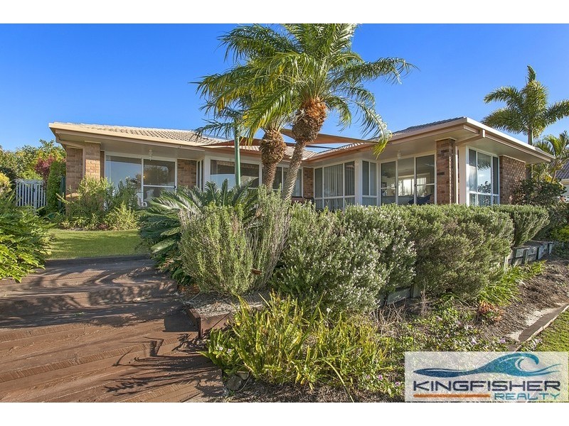 49 Wedgebill Parade, Burleigh Waters QLD 4220