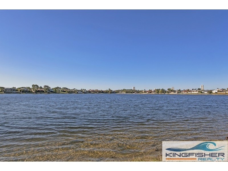 49 Wedgebill Parade, Burleigh Waters QLD 4220