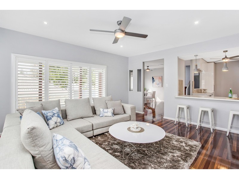 4 Deodar Drive, Burleigh Heads QLD 4220