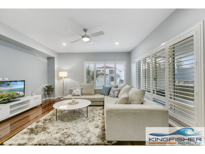 4 Deodar Drive, Burleigh Heads QLD 4220